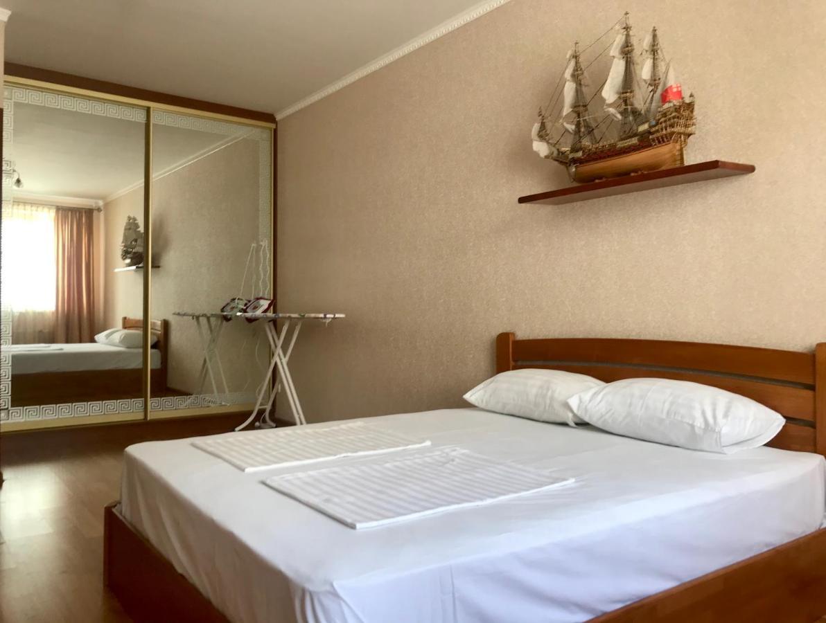 Apartments & Vernissage On Kostandi Street Οδησσός Εξωτερικό φωτογραφία